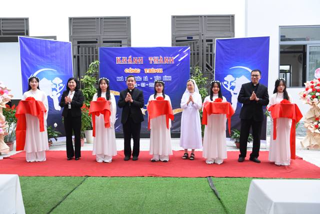 Lễ khánh thành nhà nội trú nữ sinh Thác Bà - Yên Bình
